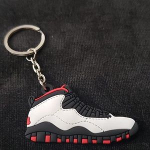🔥Jordan 10's (wht/red/blk) Keychain🔥